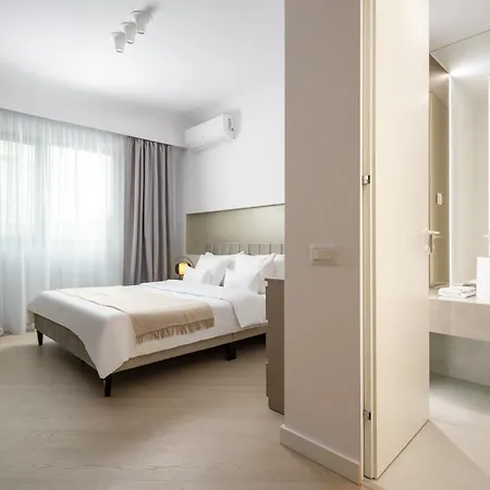 North By Urbanesq Cortina N Apartament