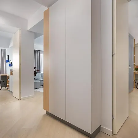 Apartment North By Urbanesq Cortina N