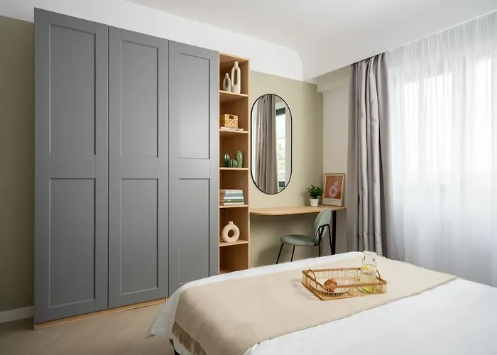 Апартаменти North By Urbanesq Cortina N Бухарест